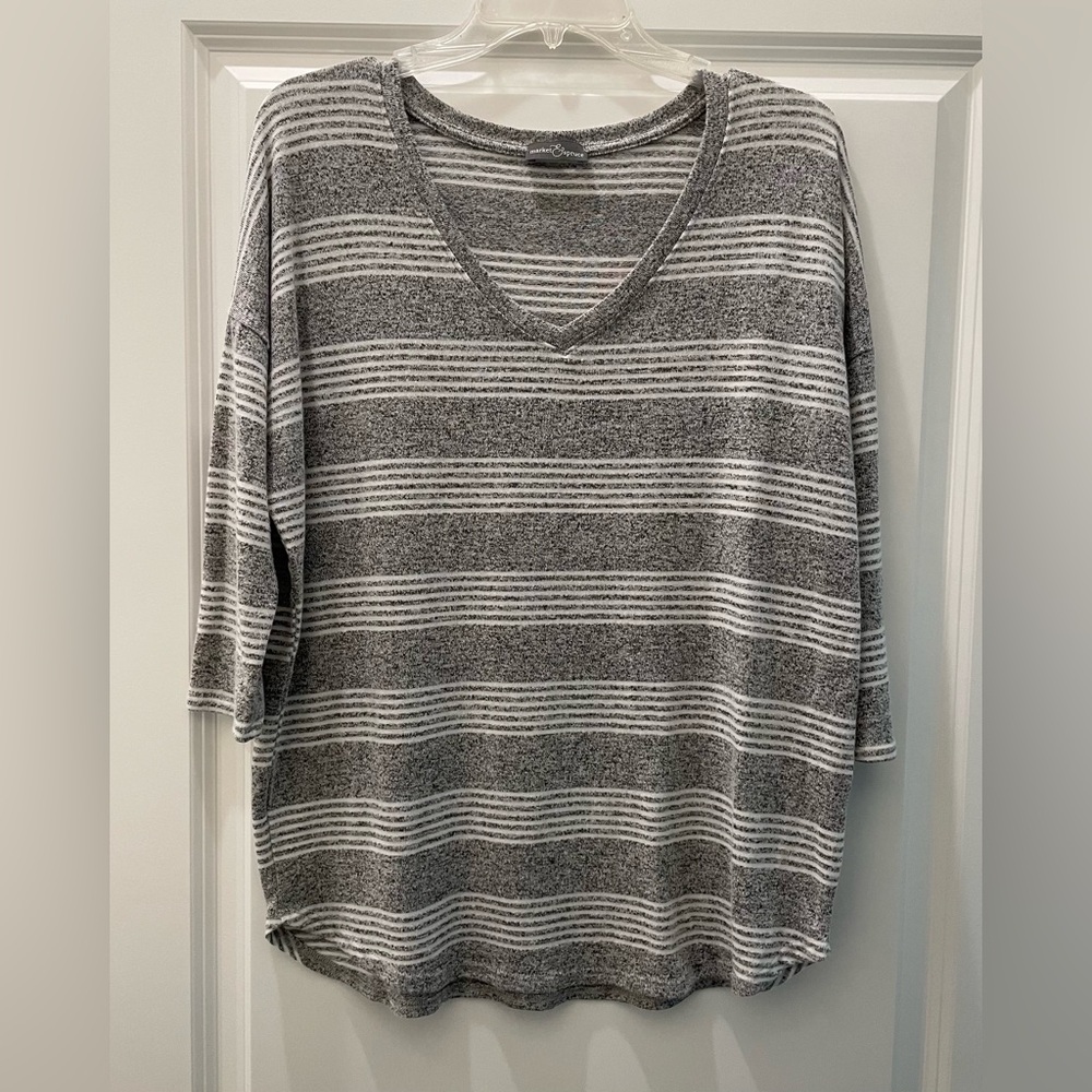 Women’s Careen V-Neck Dolman Knit Top